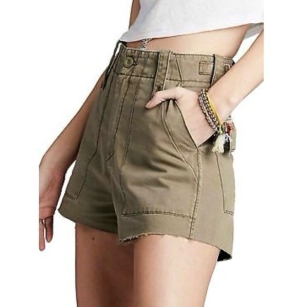 Free People Gunner High Rise Olive Green Safari Utility Cargo Shorts Size 8
